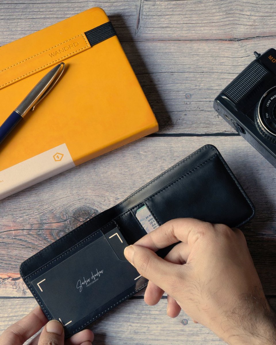 Vaultskin's tweet image. Meet the Manhattan Wallet - timeless elegance meets modern security. Crafted from premium leather with RFID-blocking tech.

🔒 Protects your cards
💳 Holds up to 9 cards
🧥 Slim &amp;amp; pocket-friendly

Upgrade your essentials.

#vaultskin #rfidwallet #slimwallet #EDC #mensfashion