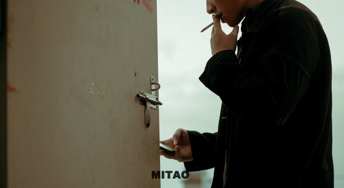 偷情.天台楼道
模特📷：
@mitao733 
私房艺术摄影写真无不良引导。
上海情侣| 北京夫妻| 广州夫妻| 深圳情侣| 杭州夫妻| 成都情侣
投稿 
@wqganenshi_
@jiumc86
@XXman61101766
@tbzt2024
#私房摄影 #人体  #翘臀 #情侣私房  #私房模特 #photography #sex #情色 #夫妻情侶 #偷情 #露出 https://t.co/wEzyZ3vIJz