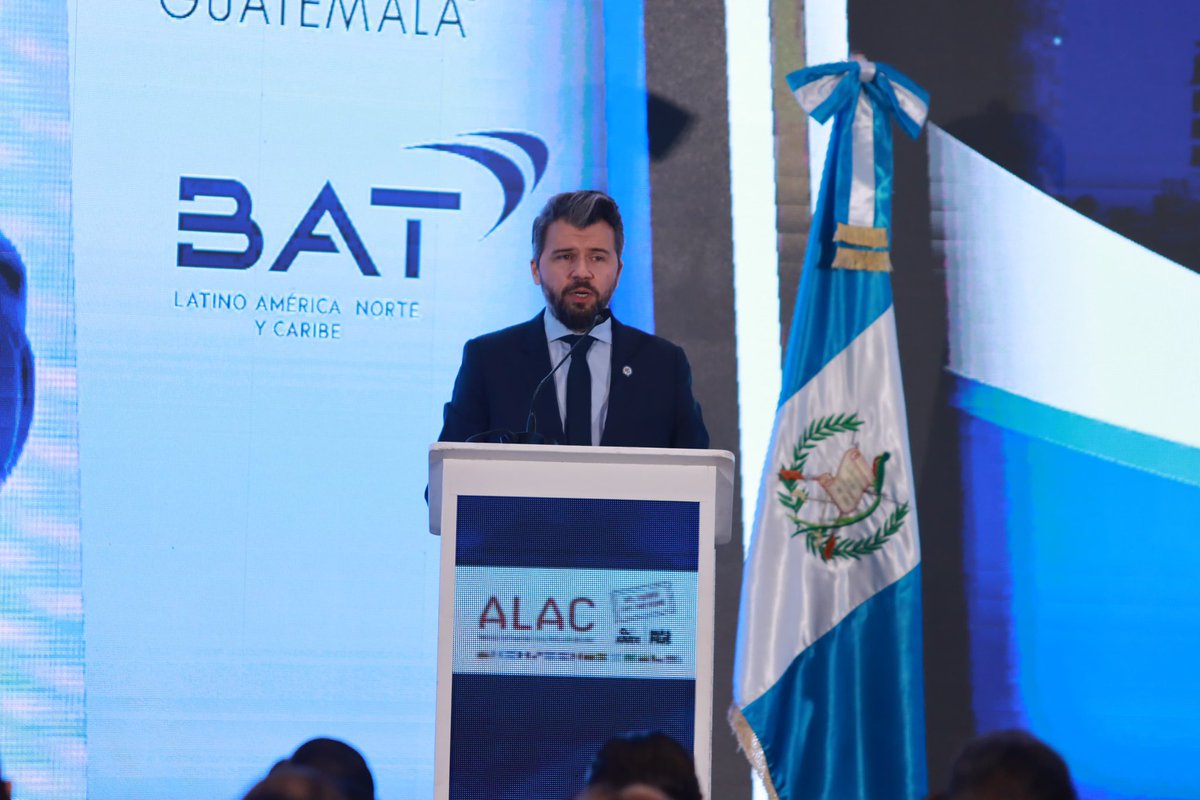 En el evento d @ALAC <a href="/G_Schulmeister/">Gastón Schulmeister</a> Director del departamento contra la delincuencia organizada trasnacional (DDOT) explica que el crimen organizado afecta la competitividad de los países y la Corrupcion es un elemento facilitador.