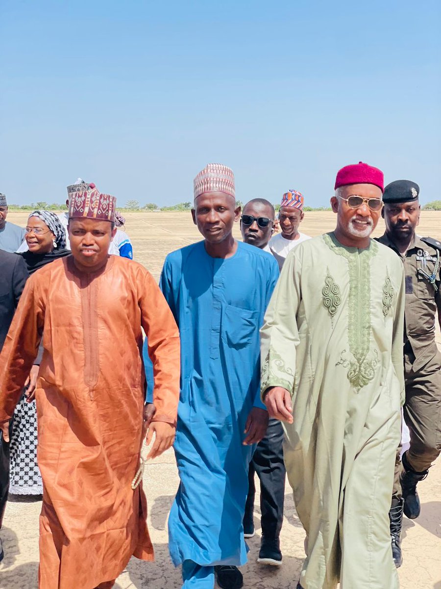 Ubaidullah Yahaya kaura (@ubaidullahkaura) on Twitter photo Nigeriaโs Minister Of Foreign Affairs <a href="/NigeriaMFA/">Ministry of Foreign Affairs, Nigeria ๐ณ๐ฌ</a>, Ambassador Yusuf Tuggar Paid A Condolence Visit To Traders In Azare, Bauchi State , Whose Shops Were Recently Demolished On The Orders Of Governor Bala Mohammed Of Bauchi State.
Ambassador <a href="/YusufTuggar/">Hon. Yusuf Maitama Tuggar</a> Pledged His Total Nigeriaโs Minister Of Foreign Affairs <a href="/NigeriaMFA/">Ministry of Foreign Affairs, Nigeria ๐ณ๐ฌ</a>, Ambassador Yusuf Tuggar Paid A Condolence Visit To Traders In Azare, Bauchi State , Whose Shops Were Recently Demolished On The Orders Of Governor Bala Mohammed Of Bauchi State.
Ambassador <a href="/YusufTuggar/">Hon. Yusuf Maitama Tuggar</a> Pledged His Total