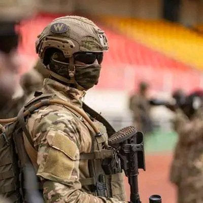 🤛🤜🇨🇩 URGENT TERRIBLE 🔥🔥
🚨⚔️L'homme qui met à genoux 🧎les Tutsis rwandais, le grand Maï-Maï, le général #WilliamAMURIyakutumba, prépare de nouveaux plans pour détruire #JosephKabila et ses frères Tutsis rwandais du M23