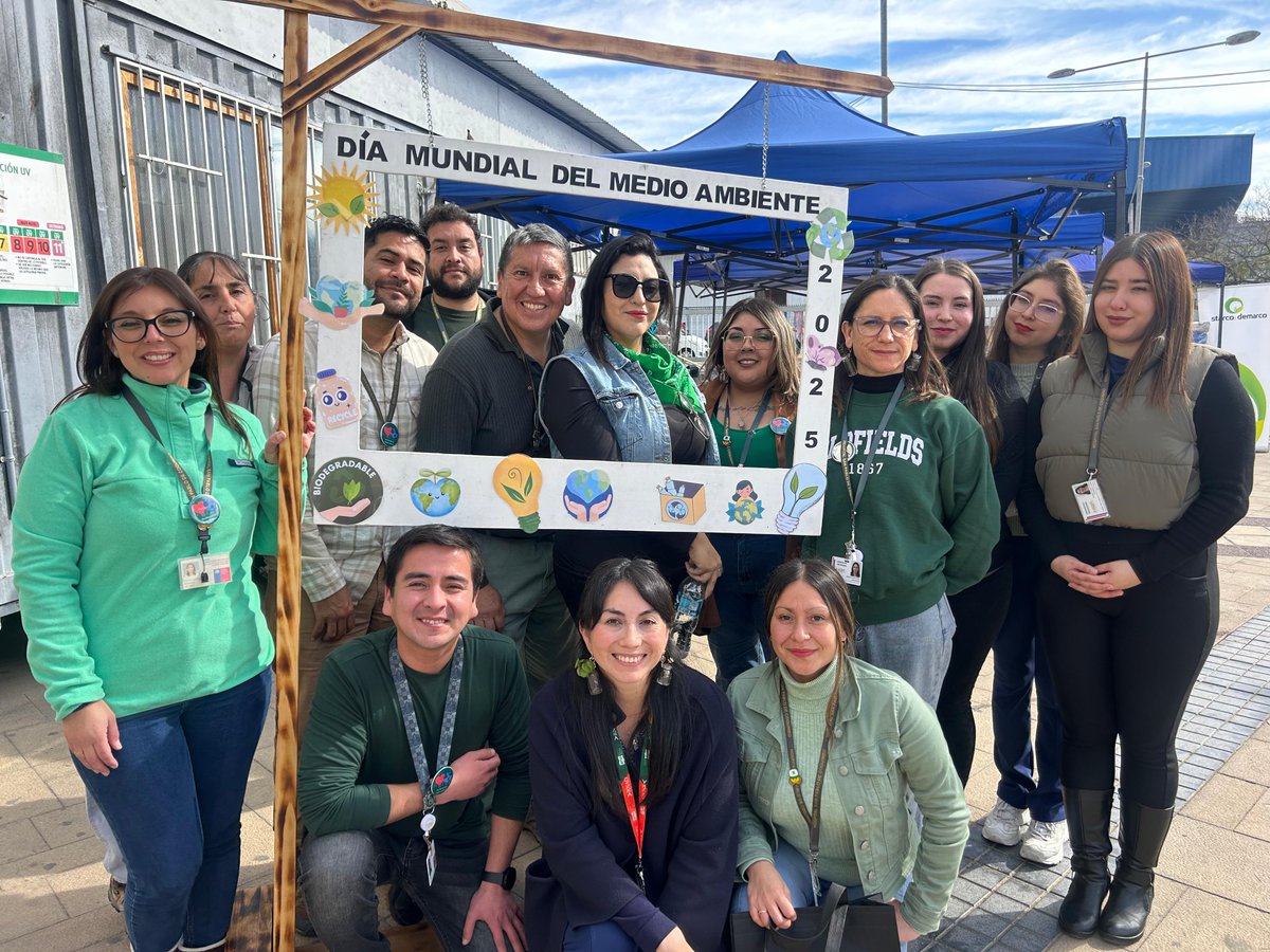 |CADA PASO CUENTA♻️| Esta mañana la Unidad de Gestión Ambiental y Sustentabilidad Hospitalaria conmemoró el Día Mundial del Medio Ambiente con una entretenida feria bajo el lema "Sin contaminación de plásticos". 

¡Cuidar el planeta está en nuestras manos🌱!

#SanPabloContigo💛