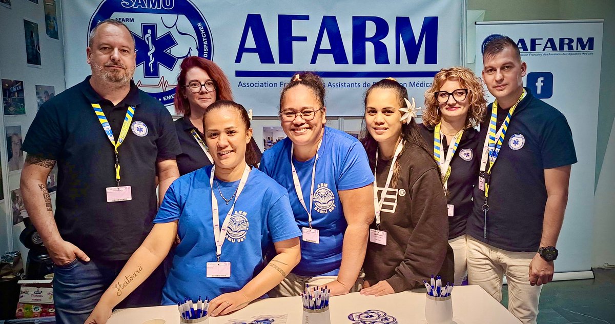 AFARM_SAMU's tweet photo. [ 🟣 @CongresUrgences - Le Rendez-vous de la Société Française de Médecine d'Urgence 2025 🟣 ]

😉 Retour en images sur la deuxième journée des membres du bureau AFARM au Congrès Urgences 2025.

💪 Rencontres avec nos collègues du #samu987

@SUdF_Officiel https://t.co/K9DYzPiCfn