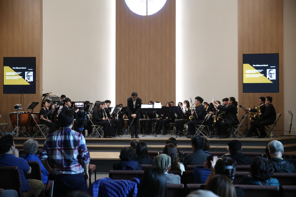I really enjoyed my visit to the Toronto Academy Symphony Orchestra to support the Raphael Mission for Arts and Disabilities. 

As we make Ontario more accessible everyday, I know that when people of all abilities take part in every aspect of life, our province is enriched.