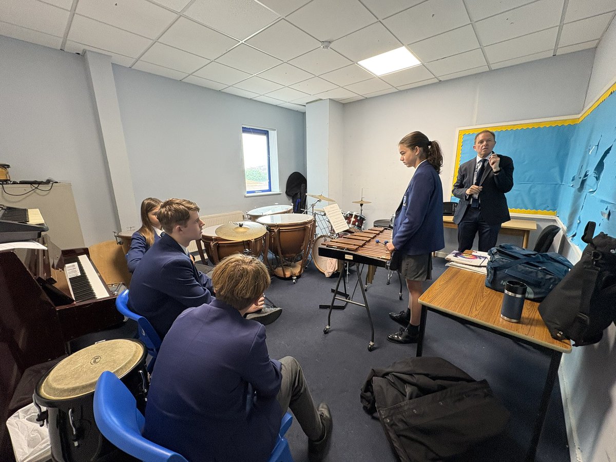 A fantastic day making music with local professional musicians in solo masterclasses and orchestral workshops. Thanks to <a href="/SoundStorm_/">SoundStorm</a> for funding! <a href="/TwynhamSchool/">Twynham School</a>