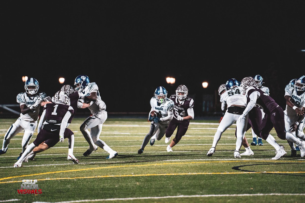 Miesh Echevarria (@miesh_4) on Twitter photo All I need is one Coach to trust and believe in me💯 All I need is one Coach to trust and believe in me💯