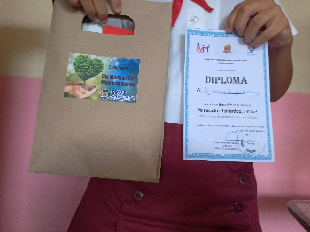 📌En el día de hoy, la #ermpss dio a conocer los resultados del concurso "Yo reciclo el plástico, ¿Y tú?".

🌟Las Páginas Amarillas de Cuba se hicieron eco de la noticia.

👇 Aquí te dejamos el enlace

pamarillas.cu/blog/2025/06/r…