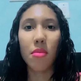 queria ir num show de stand up so pra ficar olhando assim pro comediante por horas a fio