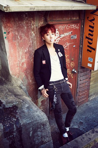 54lovelybts's tweet photo. Why does time go so much slower when your are waiting for someone special to come home?! 🐌⏳️🥺 Patiently waiting...well sometimes not patiently, but always waiting.
#btsiscominghome #yoongi
#BTSSUGA https://t.co/iJlM2ACxEM