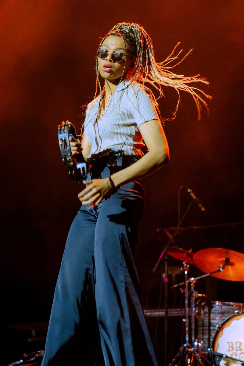 🏴󠁧󠁢󠁳󠁣󠁴󠁿🏴󠁧󠁢󠁳󠁣󠁴󠁿🏴󠁧󠁢󠁳󠁣󠁴󠁿

Hydro last night. Main gaffer Lionel Richie. Me on the same stage = madness. 

Thanks a million Glasgow, you were magic as per. You really turned up for me last night 👏 

O2 London tomorrow… nae pressure 🥹😬