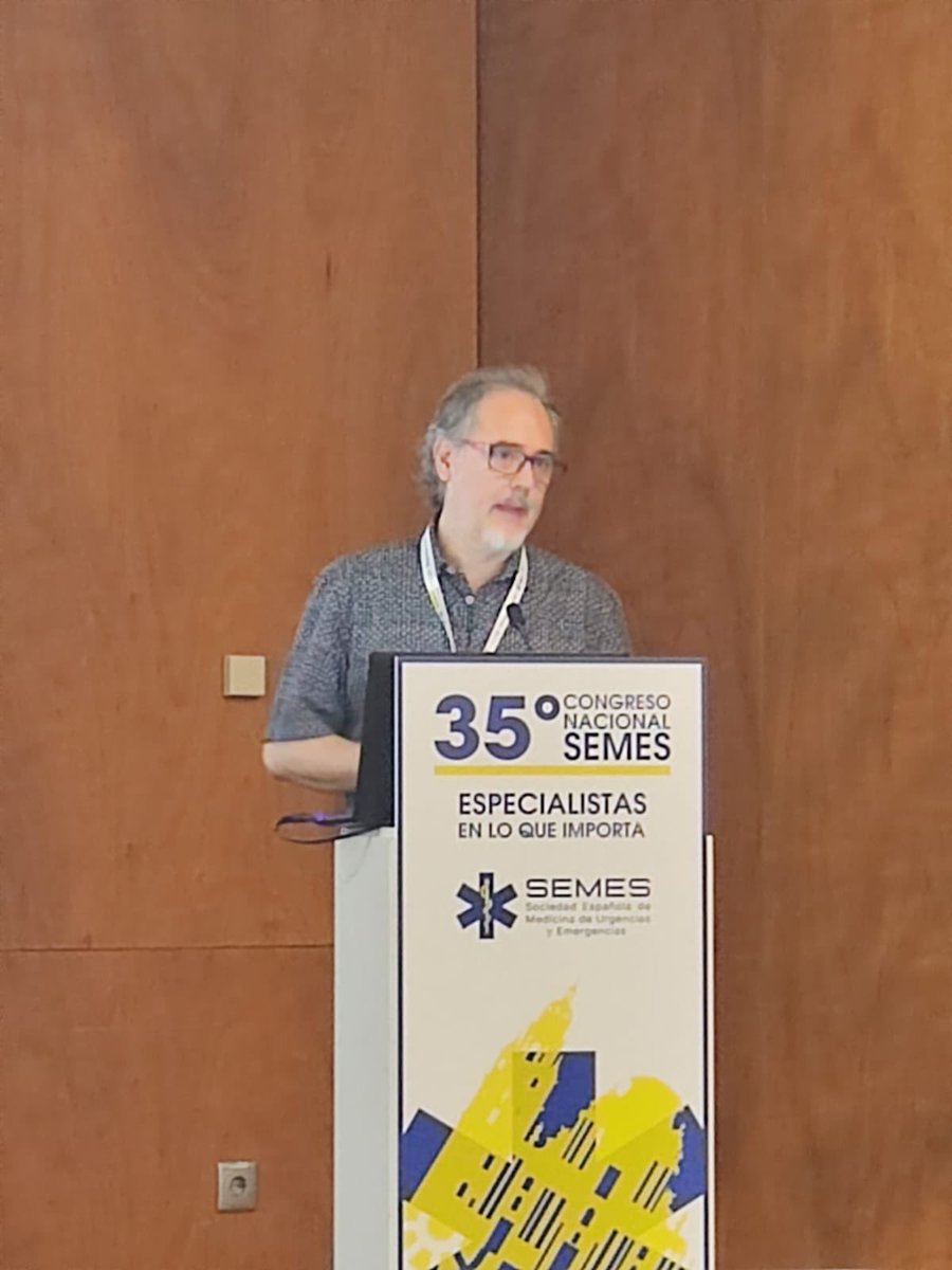 <a href="/UrgBellvitge/">UrgenciesBellvitgeHospital</a> intensa actividad científica en el congreso #SEMES2025
