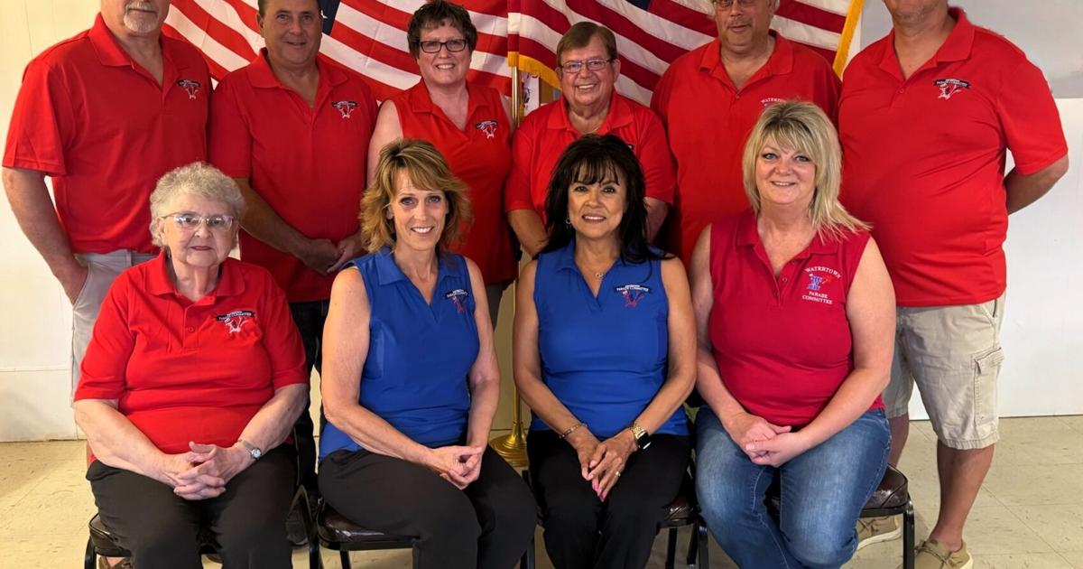 Watertown prepares for Annual Fourth of July Parade dlvr.it/TLBYVv #watertown #wisconsin