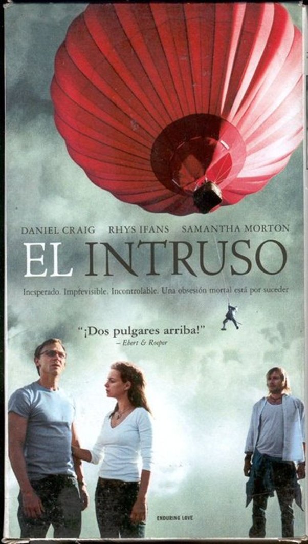 Para los fans de #JamesBond, y para el resto también, sabéis que #DanielCraig, antes de ser #Bond, rodó dos películas con éste director? #ElIntruso, en 2004. creo que poco conocida, vale la pena, Gracias a
<a href="/mabadvila/">Miguel Abad Vila</a>
por el artículo tan completo de su blog
medicinaycine.blogspot.com/2013/11/el-int…