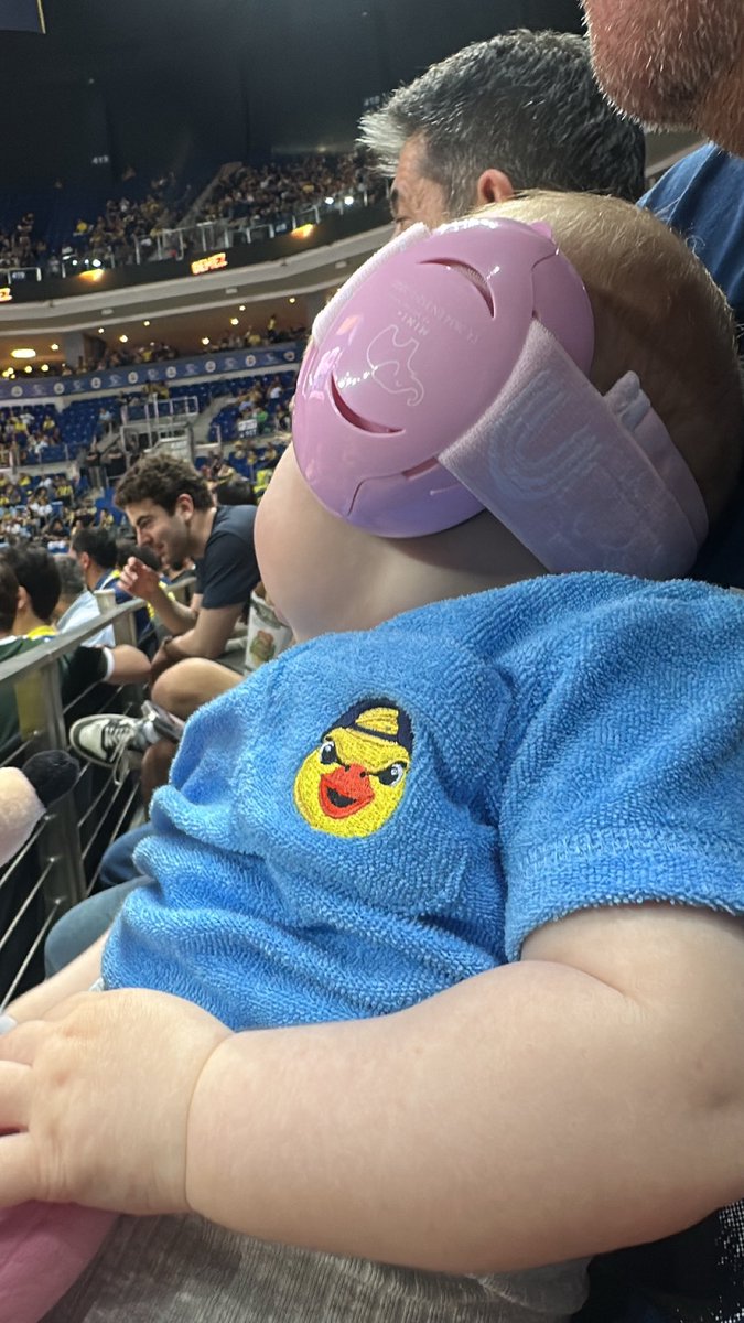 Miniğim maça hazır🥰