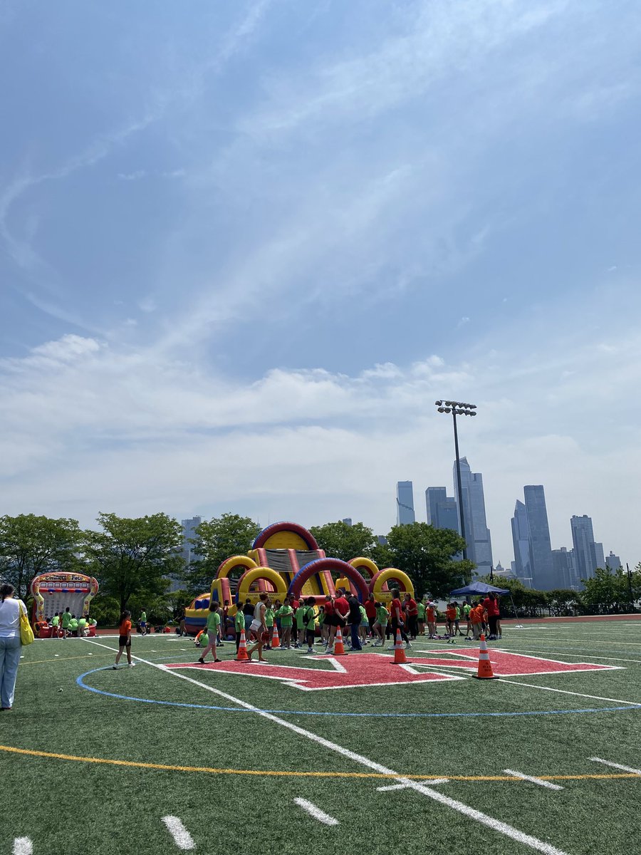 TRS is having fun in the sun!☀️ 🏙️ <a href="/WeehawkenTSD/">Weehawken Schools</a>