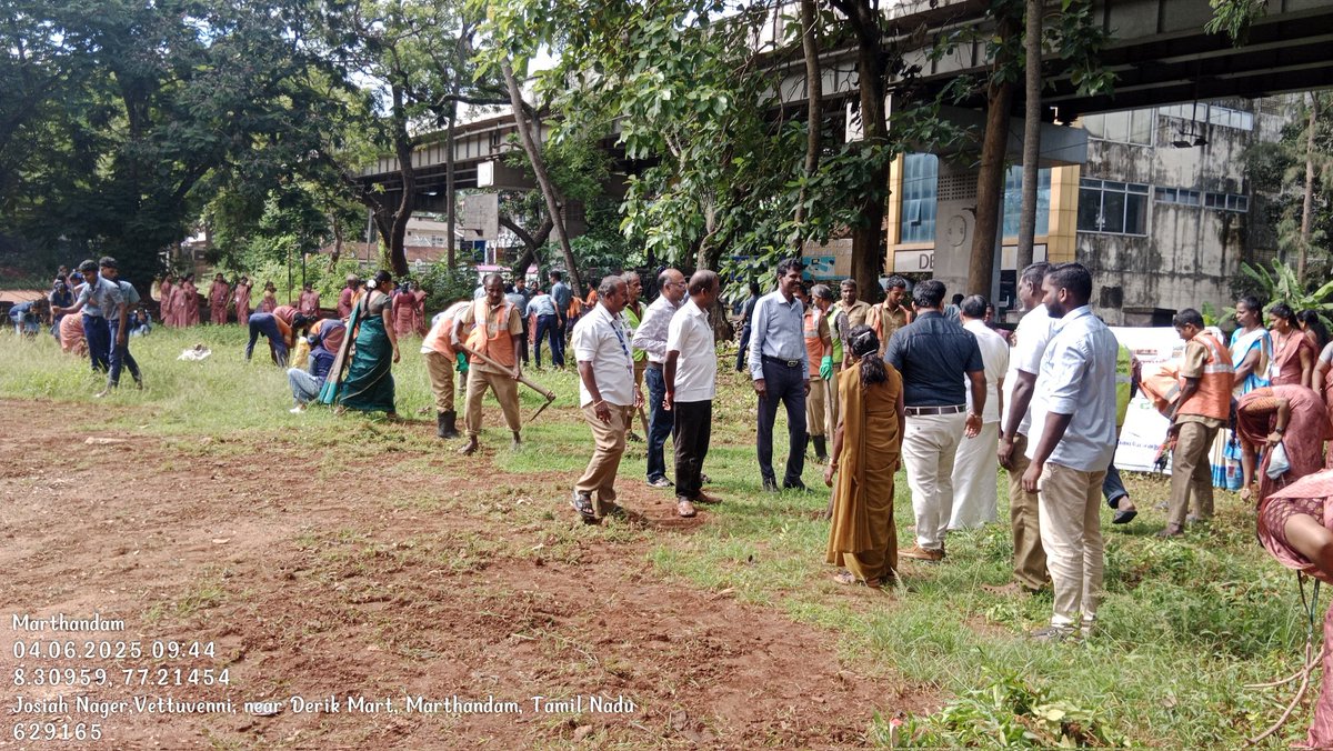 Kuzhithurai Municipality
World Environment Day Celebration
#EndPlasticPollution #WorldEnvironmentDay2025 #MissionLiFE #SayNoSingleUsePlastic 
@sbmrdmanellai
<a href="/MawsTamilNadu/">Municipal Department Government of Tamil Nadu</a>
<a href="/SwachhBharatGov/">Swachh Bharat Urban</a>
<a href="/Secretary_MoHUA/">Srinivas Katikithala</a>
<a href="/RoopaMishra77/">Roopa Mishra</a>