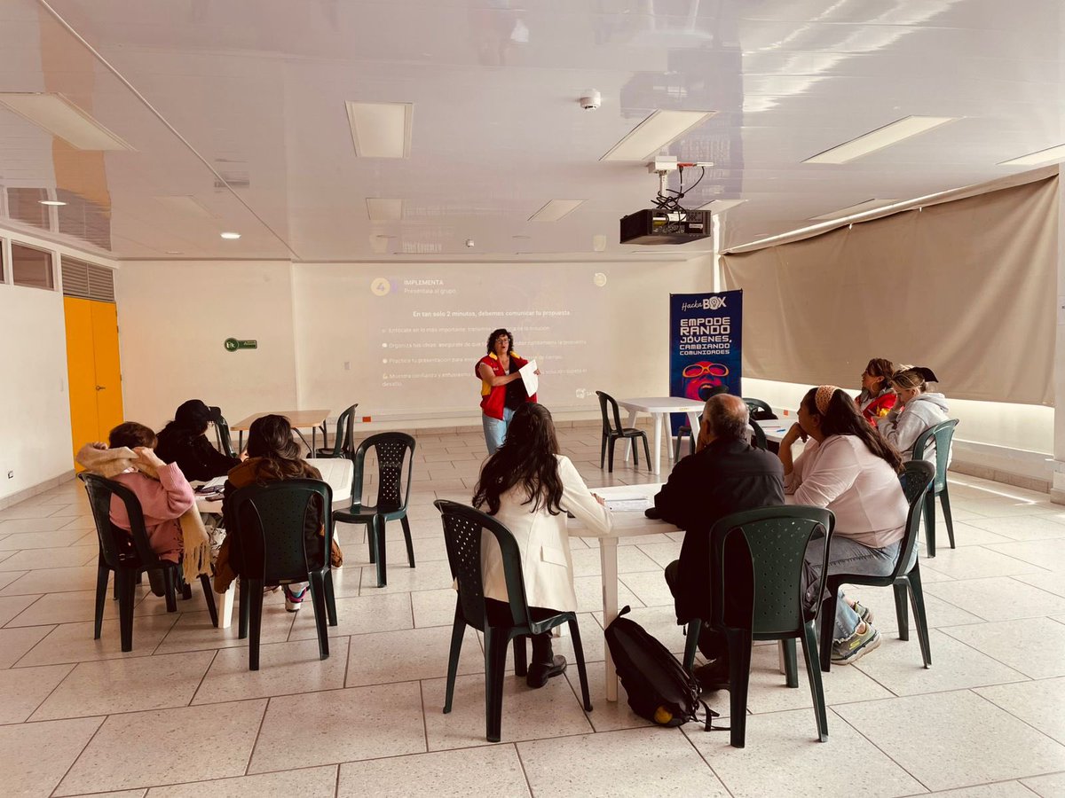 BogotaParticipa's tweet photo. Usaquén fue escenario del primer reto #HackaBox Bogotá-Región 2025.
Nuestra Escuela de la Participación, a través de ParticiLab, acompañó esta jornada de innovación juvenil para transformar realidades desde el territorio.
Aquí comienzan las ideas que transforman la ciudad. https://t.co/KXTZTJFxER