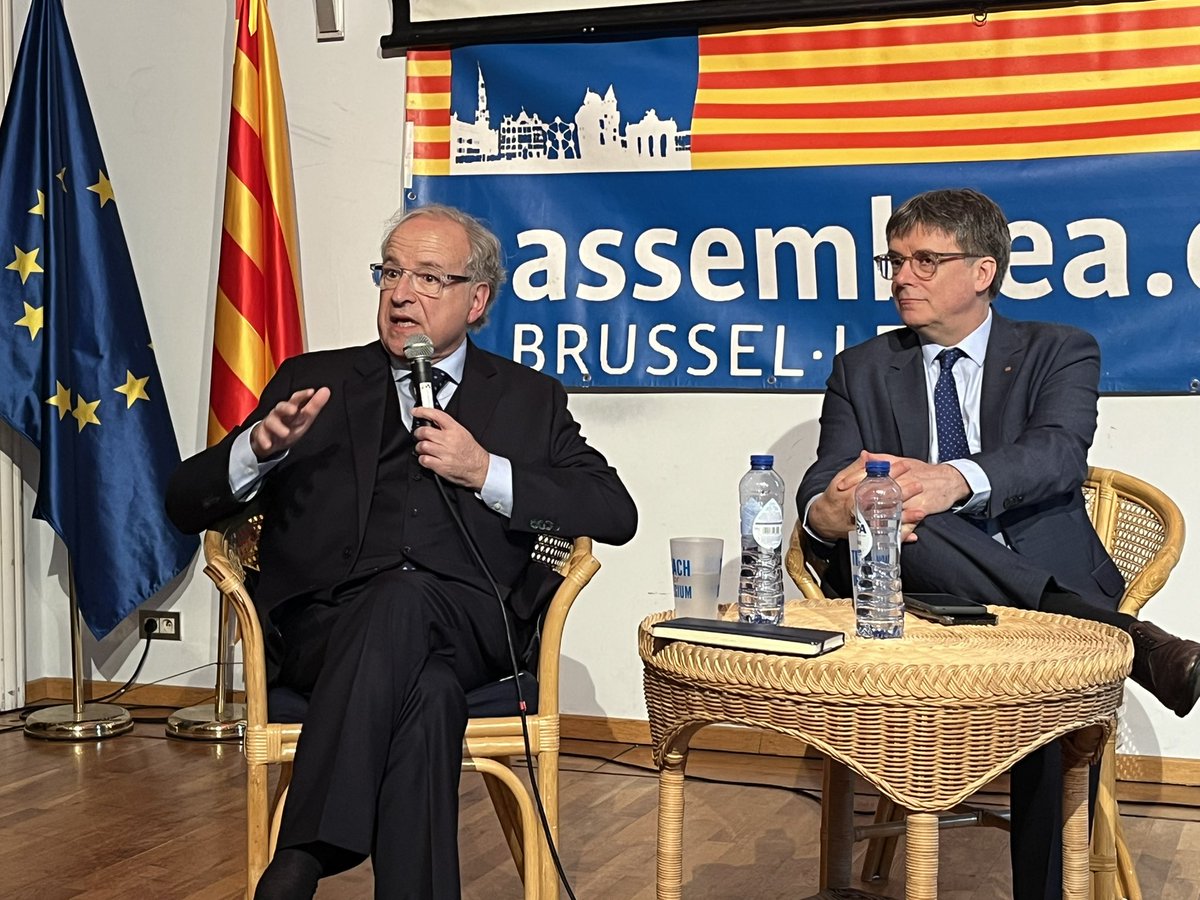 Marga Payola (@margapayola) on Twitter photo <a href="/KRLS/">krls.eth / Carles Puigdemont</a> <a href="/ConsellRep/">Consell de la República Catalana</a> <a href="/JordiDomingoGM/">Jordi Domingo</a> <a href="/AncBru/">ANCBrussel·les🎗</a> “Des del segle XIII fins el segle XIX el llibre del Consolat de Mar era un referent legal a tot el món com a codi de comerç. Cal que tothom ho sàpiga” explica el president <a href="/JordiDomingoGM/">Jordi Domingo</a> <a href="/KRLS/">krls.eth / Carles Puigdemont</a> <a href="/ConsellRep/">Consell de la República Catalana</a> <a href="/JordiDomingoGM/">Jordi Domingo</a> <a href="/AncBru/">ANCBrussel·les🎗</a> “Des del segle XIII fins el segle XIX el llibre del Consolat de Mar era un referent legal a tot el món com a codi de comerç. Cal que tothom ho sàpiga” explica el president <a href="/JordiDomingoGM/">Jordi Domingo</a>