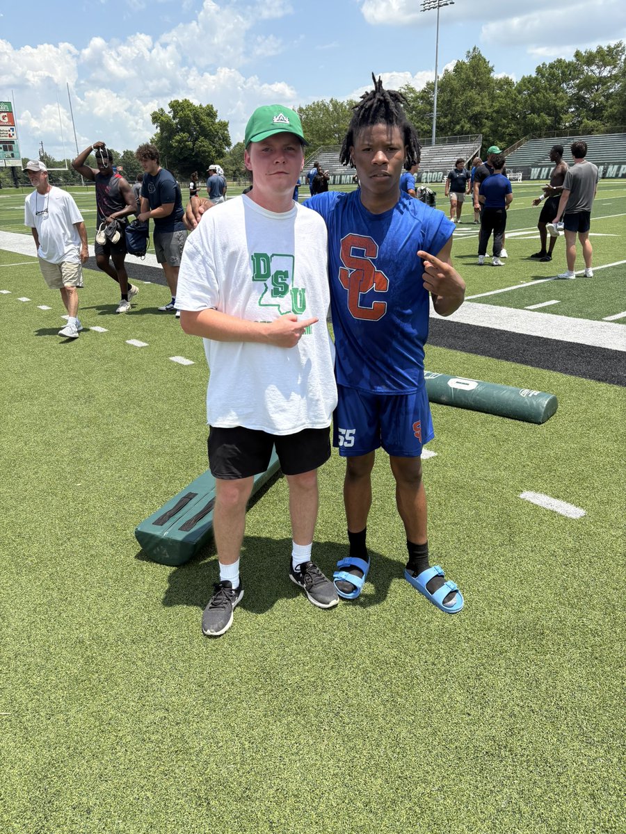 jaytwezze2's tweet image. Had a great day at the delta state university camp had fun and learned a lot from @SSalley13 @Coach__Hinson @CoachToddCooley @CoachLongmire88 @Coach_Mont_