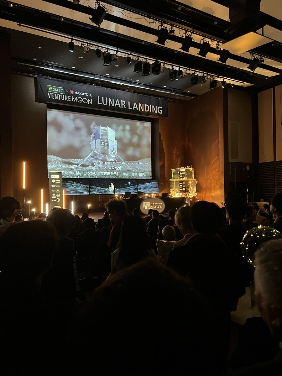 sho8_shogakukan's tweet image. 会場は人がいっぱい！
みんなのワクワクが伝わってきます！

#ispace #HAKUTO_R #Mission2