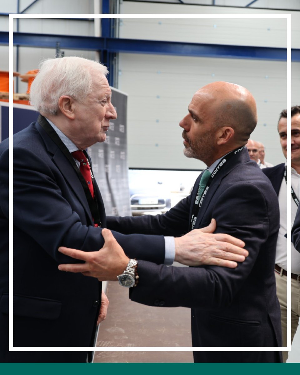 Acompañamos a Nicolás Correa Electrónica en su 25 aniversario. Nuestro Director General, Ramón Sobremonte, junto a Javier Casado y Tomás Fisac, estuvieron presentes en este acto que celebra la excelencia industrial de Burgos. #Cajaviva #25Aniversario #Burgos #correagroup