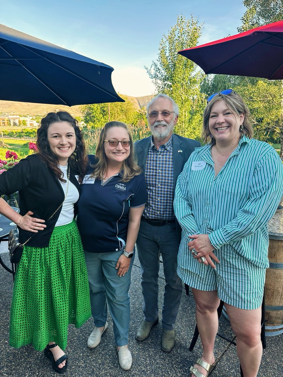 Good times with @CWHBA members and staff at Congressman Dan Newhouse's Backyard BBQ. Looking forward to seeing everyone at NAHB's Legislative Conference on June 11!
nahb.pulse.ly/nzmgzh0itf