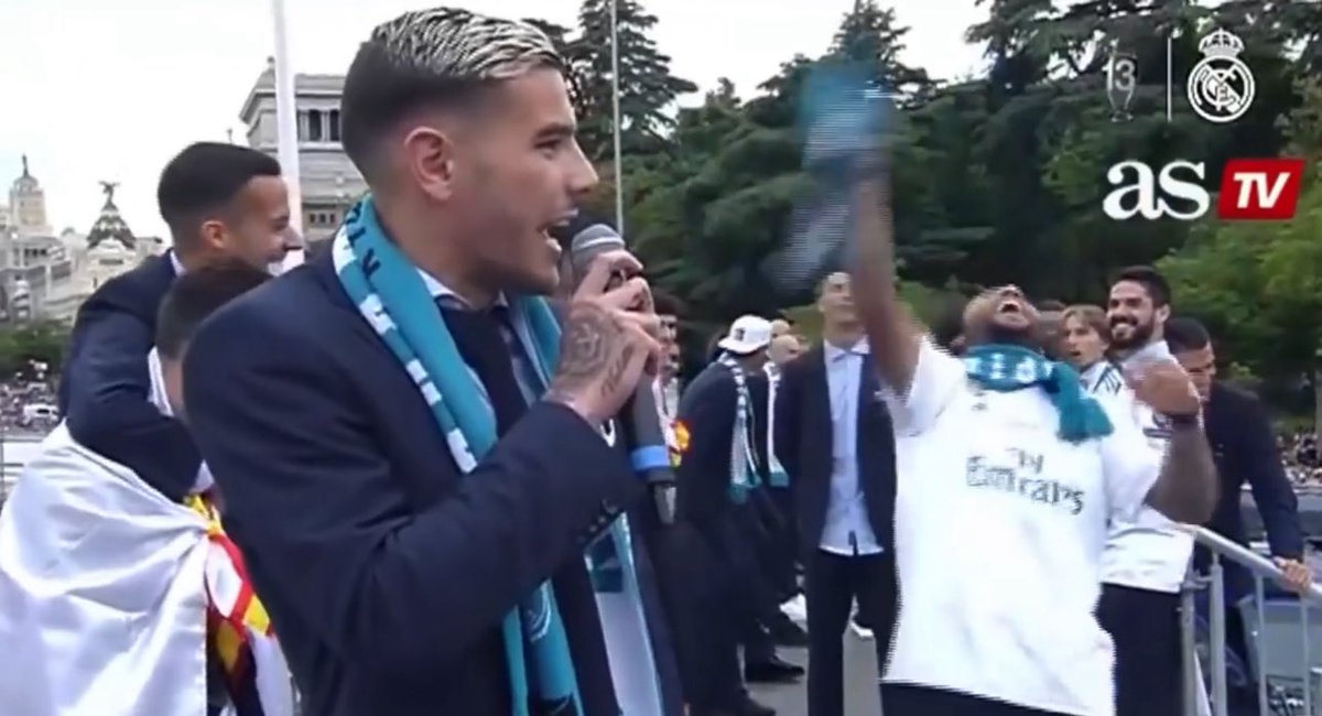 Esperamos que lo de Theo Hernández sea un bulo sin fundamento.

Sería un insulto para los Atléticos que éste madridista, que se rió públicamente de nosotros, profanara de nuevo nuestro escudo.

Para los traidores, ni olvido ni perdón.

youtu.be/bzvp25JtVFw?si…