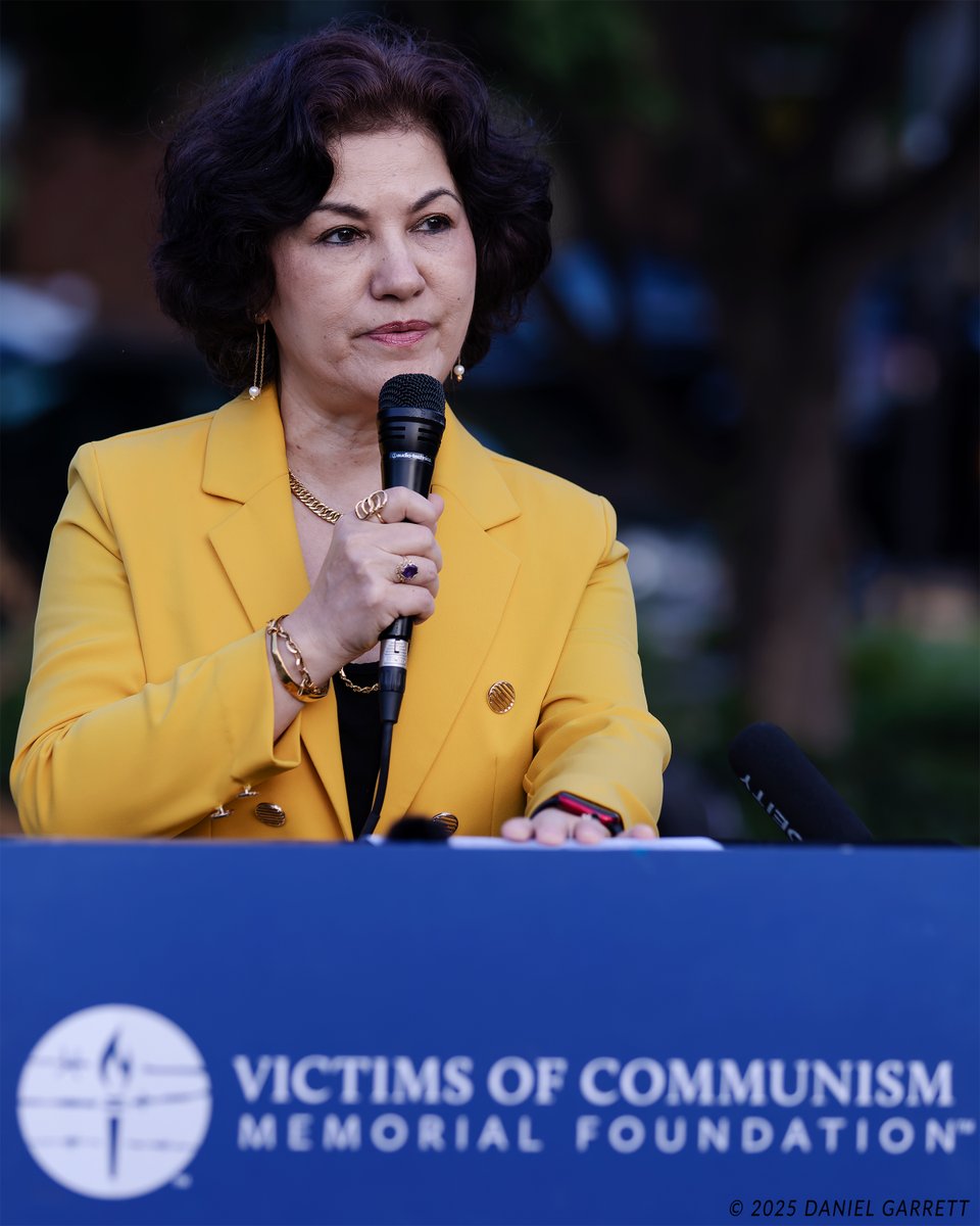 Dan Garrett tweet media