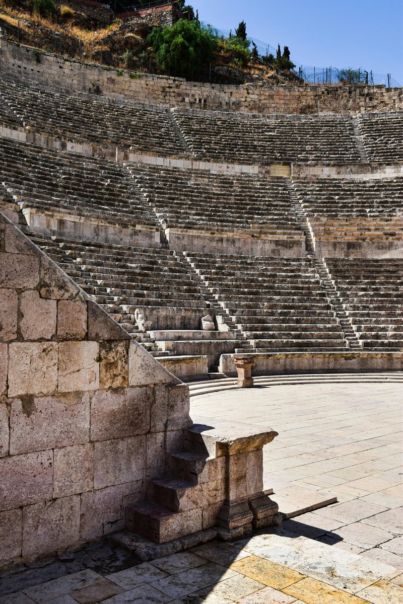 ἄχθος ἀρούρης (@daemondiomedes) on Twitter photo 