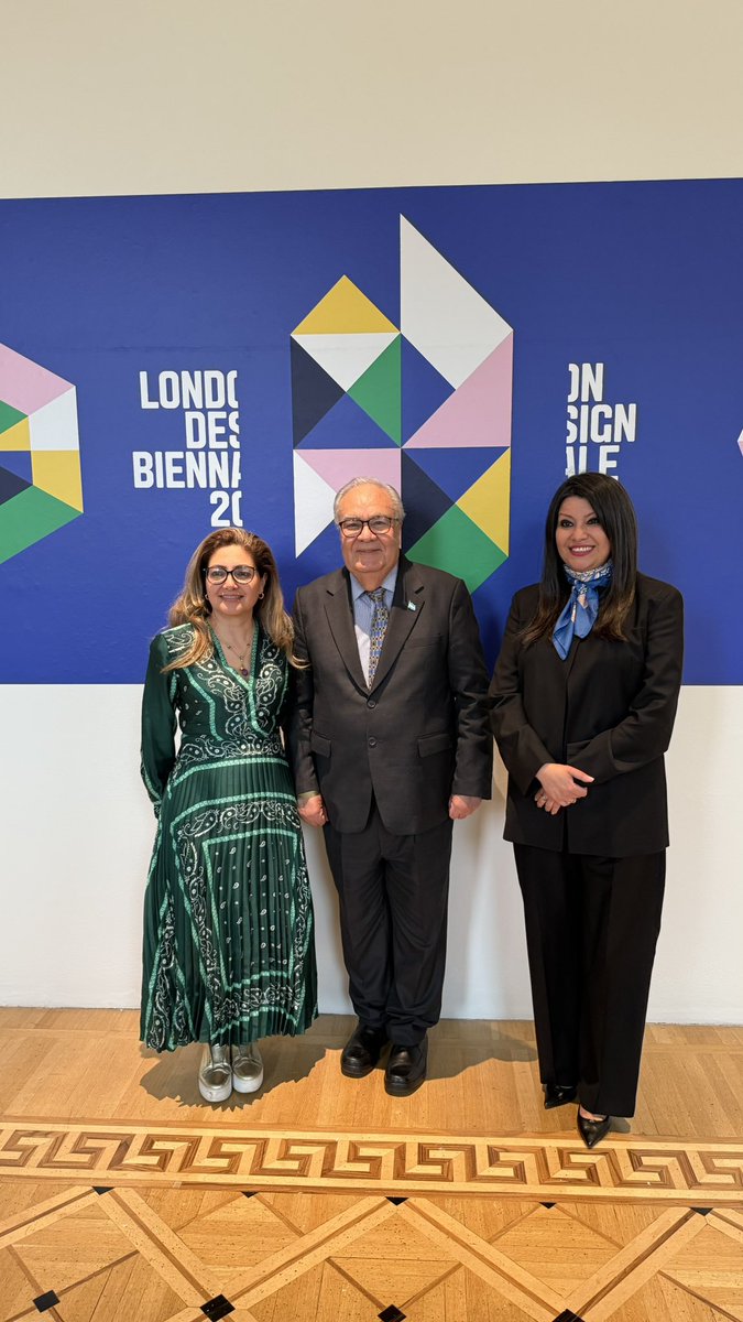 Extraordinary opening of the London Design Biennale. Pleasure to share with its efficient Director Angela Bouderye Munoz and the Ambassador of El Salvador Diana Vanegas.