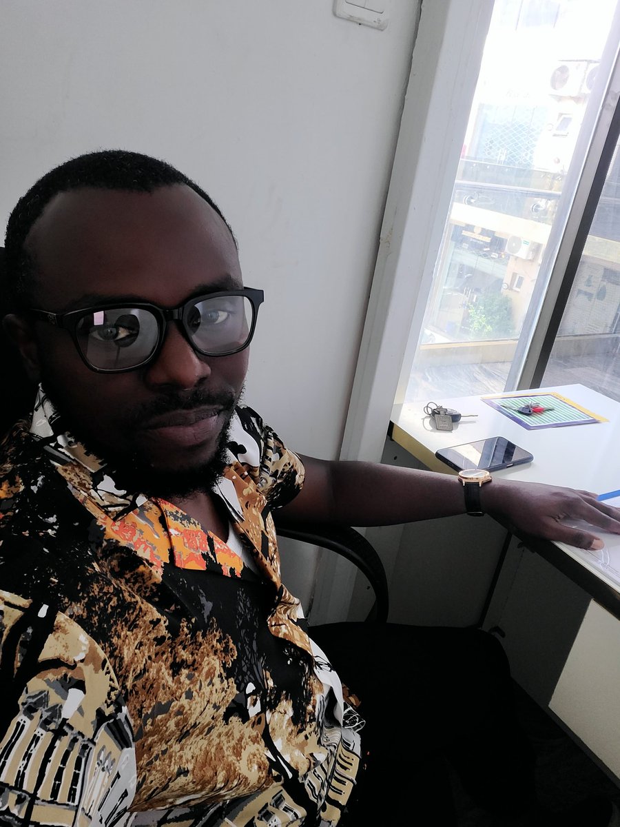 Fellow Nigerians, a unit of Solar Streetlight in 2025 budget, can not cost #255m $170k equivalent 
A new Nigeria is POssible
Peter Obi represents a fresh beginning 
PO is coming.....