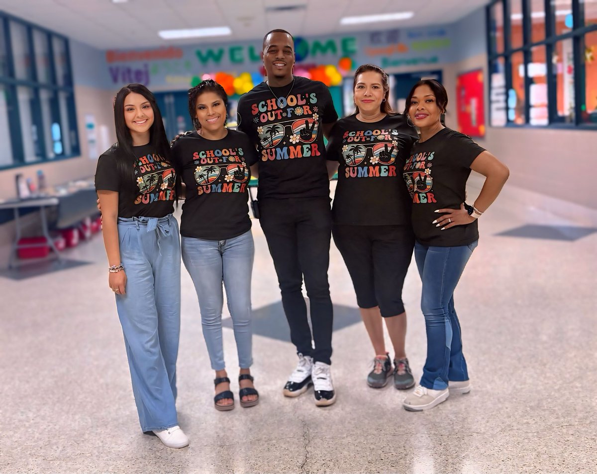 MrDEdwards's tweet photo. We made it to the finish line! 🎉 This year stretched me more than ever as a 1st year principal and doctoral student. Grateful for a strong team, a dedicated staff, and students who brought joy daily. I couldn’t have asked for a better year. 💚🐢
#TurtleNation #FirstYearComplete https://t.co/5v5jD4Pm1h