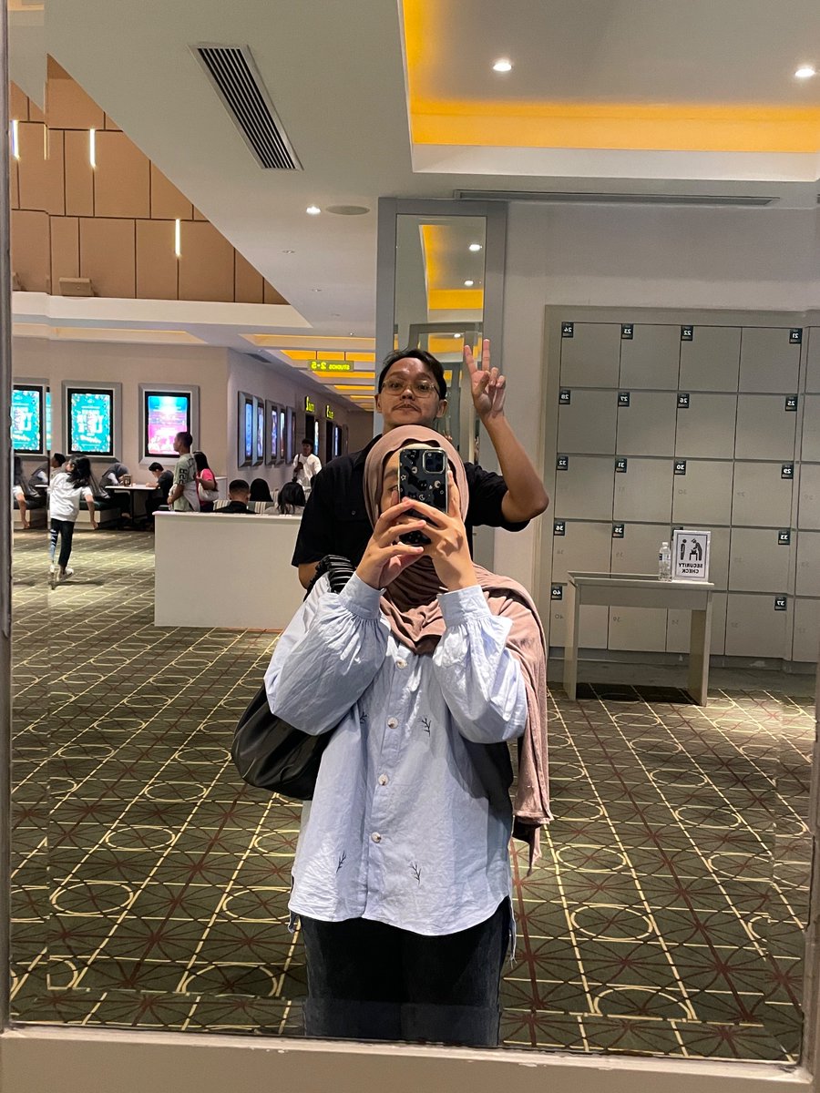 draftme_____'s tweet image. sooka ✅
es krim ✅
nonton bioskop ✅