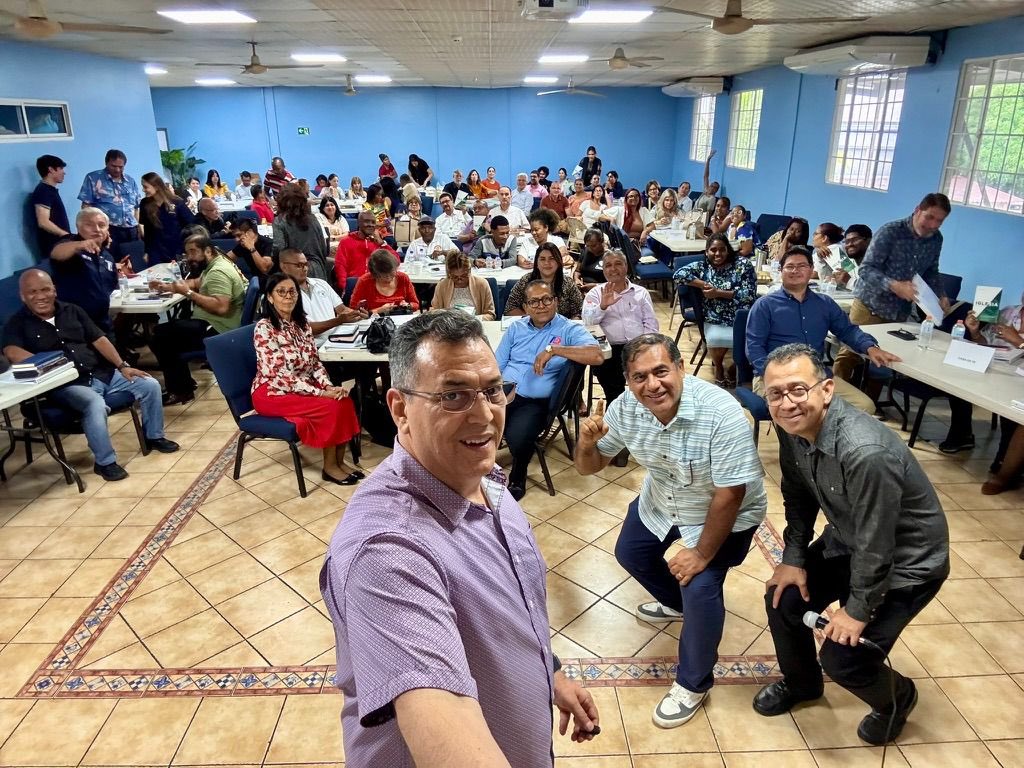 Acts 2 Journey Launched in Panama.