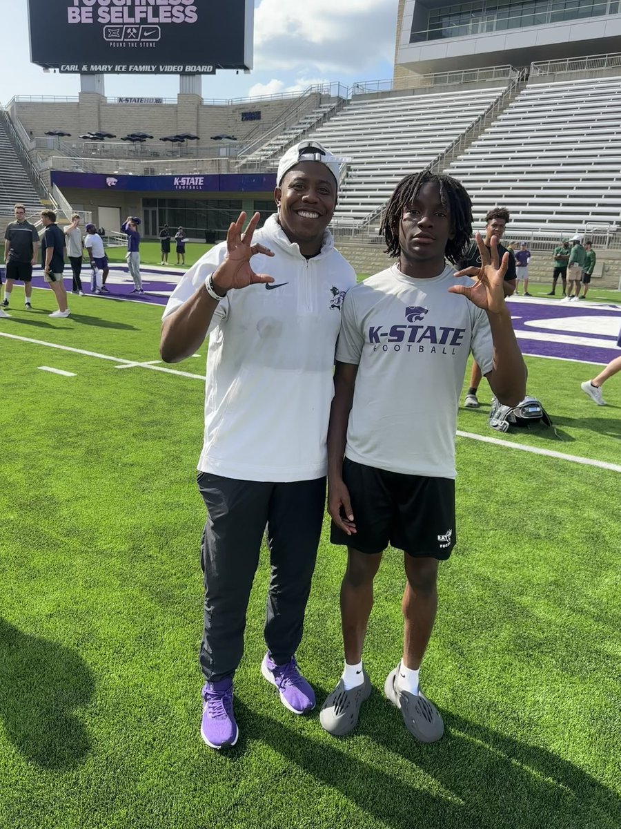 CJ Ihekona✂️ (@cjihekona5) on Twitter photo Great time balling out at <a href="/KStateFB/">K-State Football</a> camp
<a href="/CoachMorganAJ/">Anthony Morgan</a>
<a href="/DFletch816/">Coach Fletch M.Ed.</a>
<a href="/Coach_Middleton/">Matthew Middleton</a>
<a href="/Coach1Foster/">Charles Foster</a>
<a href="/DRGtraining17/">DRG</a> Great time balling out at <a href="/KStateFB/">K-State Football</a> camp
<a href="/CoachMorganAJ/">Anthony Morgan</a>
<a href="/DFletch816/">Coach Fletch M.Ed.</a>
<a href="/Coach_Middleton/">Matthew Middleton</a>
<a href="/Coach1Foster/">Charles Foster</a>
<a href="/DRGtraining17/">DRG</a>