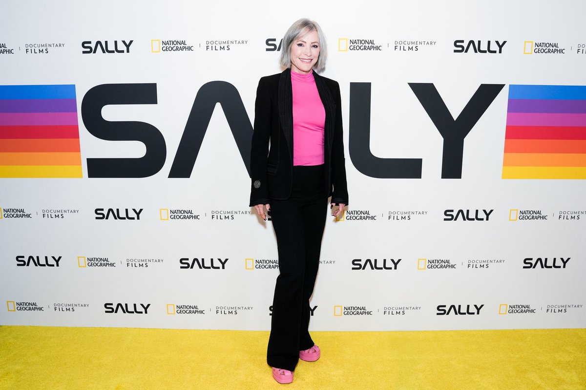 NanaVisitor's tweet image. This doc on astronaut Sally Ride tells the story of what it took for her to break one of the highest glass ceilings that could ever exist, and what the personal cost was. Make sure you look for it June 16 on Nat Geo and June 17 on Hulu and Disney+#Sally film @NatGeo
