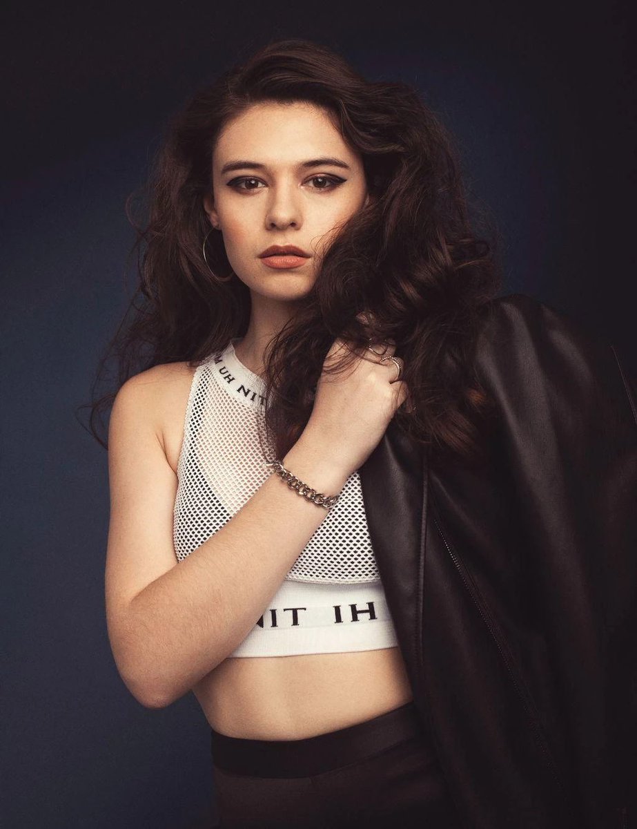 JonnyLeTran5's tweet photo. Blessing your timeline with Nicole Maines 😍 #NicoleMaines #Supergirl #Dreamer #BitMovie #GoodTrouble #CrisisonInfiniteEarths #DarbyandtheDead #YellowJackets #beautiful https://t.co/kf5bZ28ueY