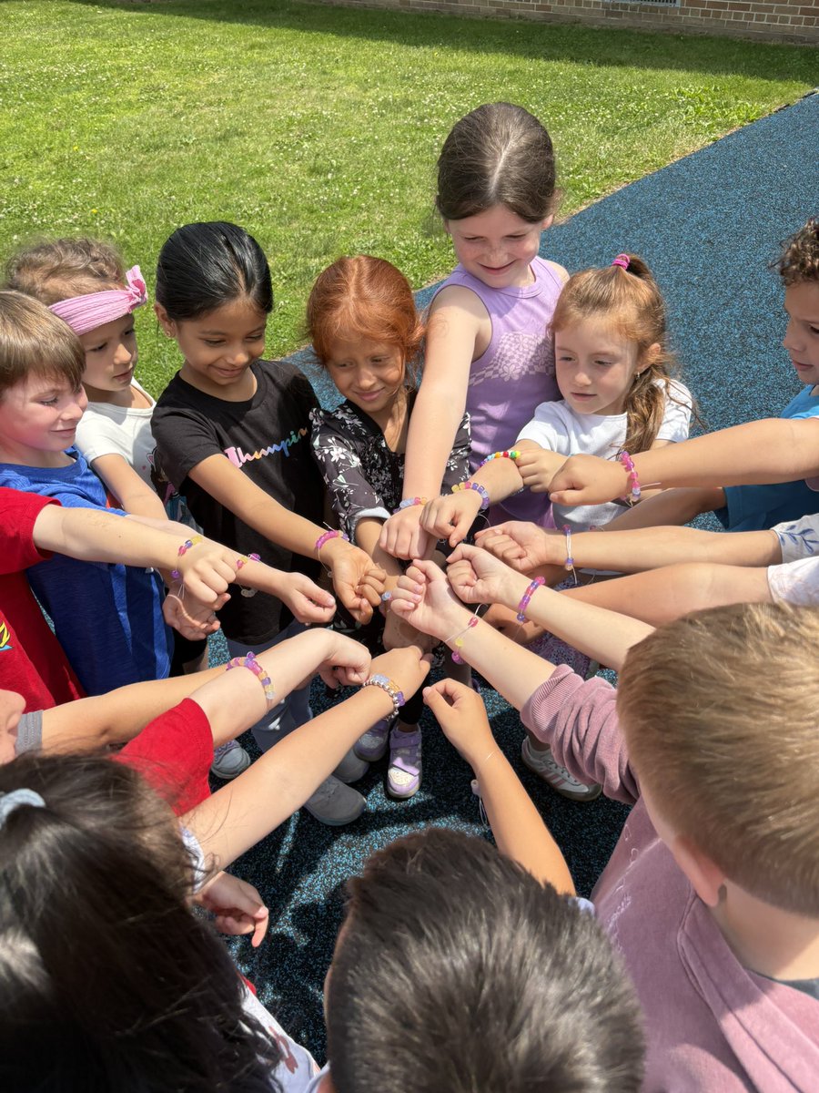 Nancy Schmidt (@mrsschmidtccs) on Twitter photo We had fun learning all about Sun Safety and UV Rays in the STEM Lab this week. Today we made and tested our sun bead bracelets! ☀️ 💙💛#WeAreBethpage <a href="/TierneyBethpage/">Julianne Inghilterra</a> We had fun learning all about Sun Safety and UV Rays in the STEM Lab this week. Today we made and tested our sun bead bracelets! ☀️ 💙💛#WeAreBethpage <a href="/TierneyBethpage/">Julianne Inghilterra</a>
