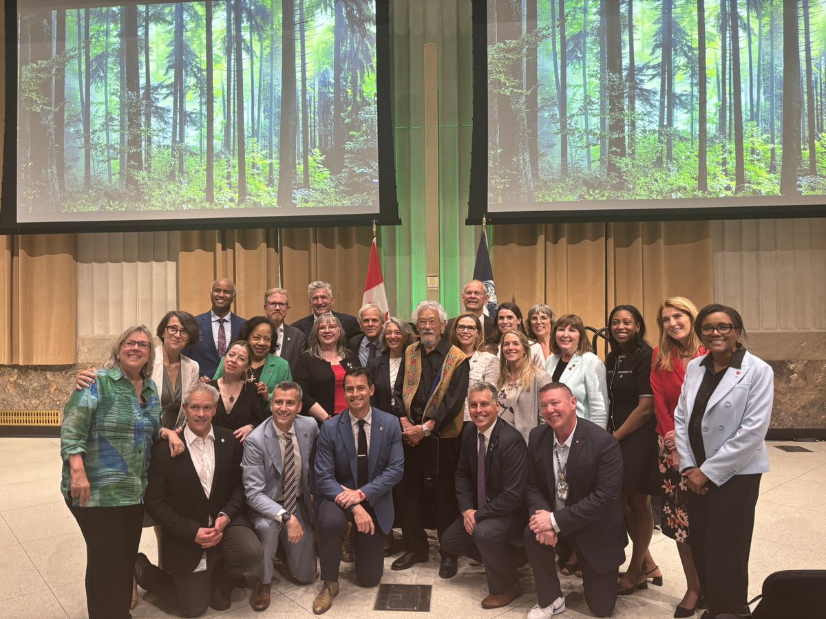 SenCoyle (@sencoyle) on Twitter photo Happy World Environment Day! An honour to celebrate with the great Dr. David Suzuki, who reminded us that we must confront the climate crisis today, urgently. We owe it to our future generations to protect the environment now. Happy World Environment Day! An honour to celebrate with the great Dr. David Suzuki, who reminded us that we must confront the climate crisis today, urgently. We owe it to our future generations to protect the environment now.