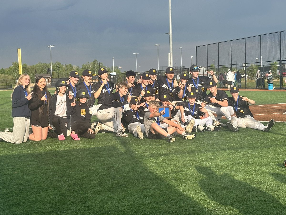 HILLTOPPERS TAKE THE SECTION TITLE - With a 6-3 win over Proctor, Duluth Marshall punches their ticket to the Class AA State tournament!