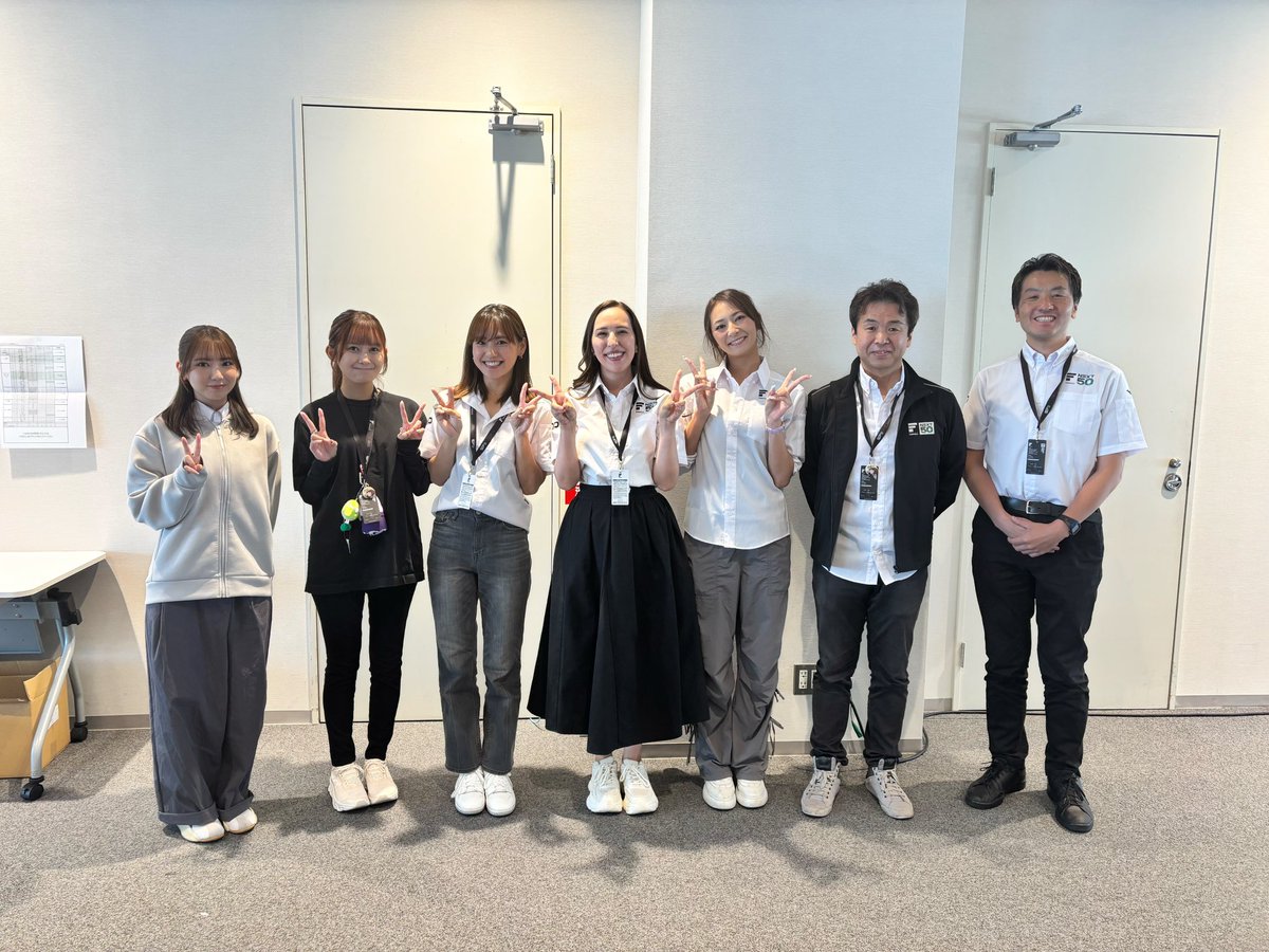 sawa_aika827's tweet image. 本日から富士テスト❗️

session1は9:00〜11:30です！
みかっちゃんと沢口は10:00頃からゲストとして参加させていただきます！
場内実況、#SFgo でお聴きください！

#SFormula  をつけて呟いてくださったらコメント拾わせていただくかもです〜！

どうぞ本日からよろしくお願いします！