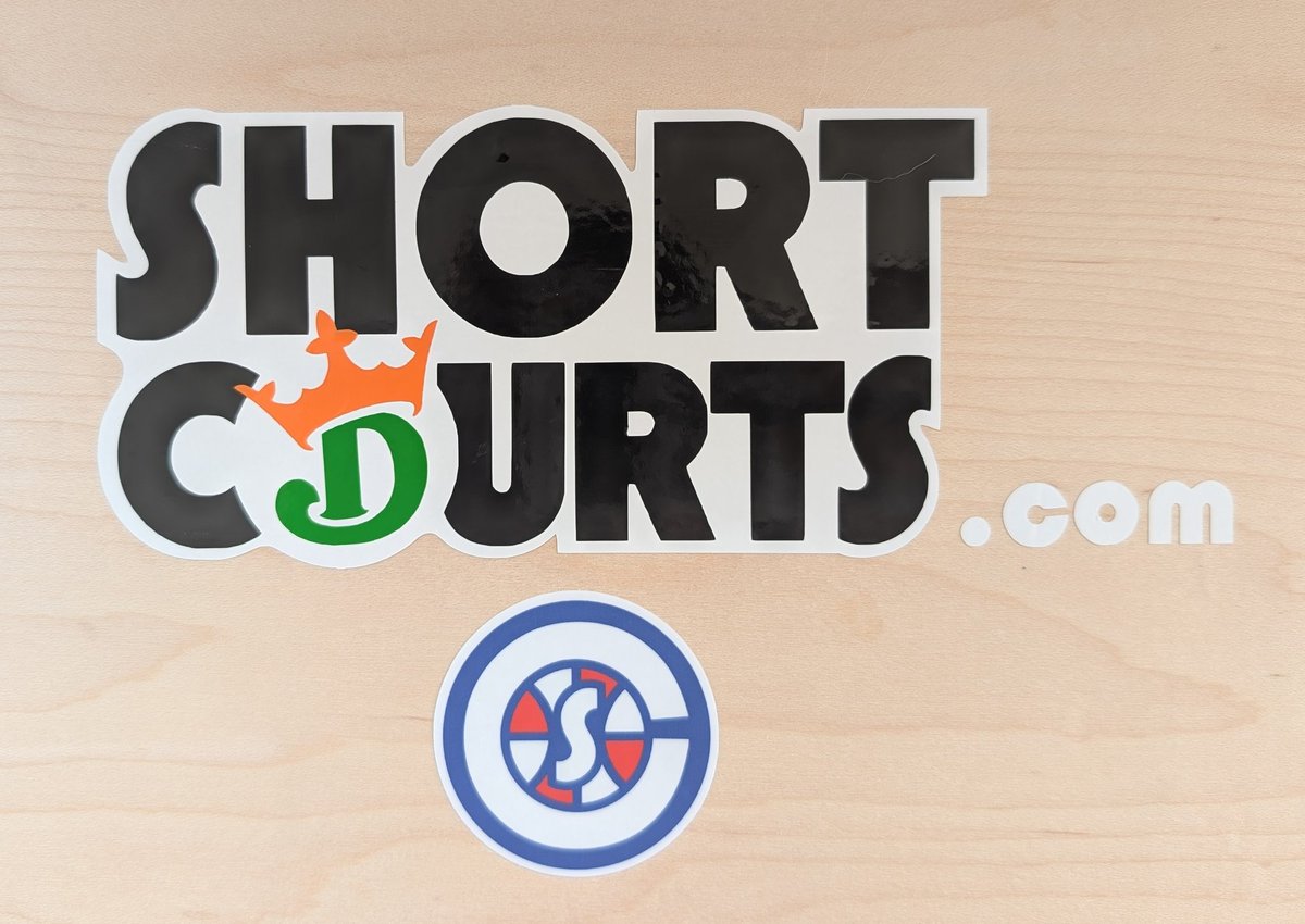 short_courts's tweet image. 👀
👑
🏀
🐜