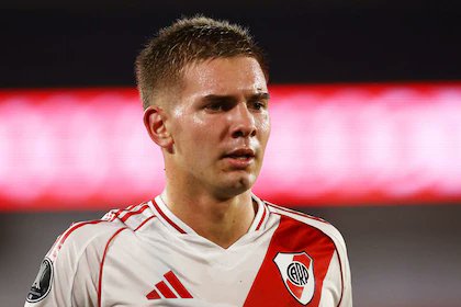 Pablo_Brizu72's tweet photo. Aguanten hasta fin de año, lpm, así no sirve, para que querés tanta si después pagan sueldos de jugadores que no sienten la camiseta.
#Mastantuono #RiverPlate https://t.co/ayA3jIoi3J