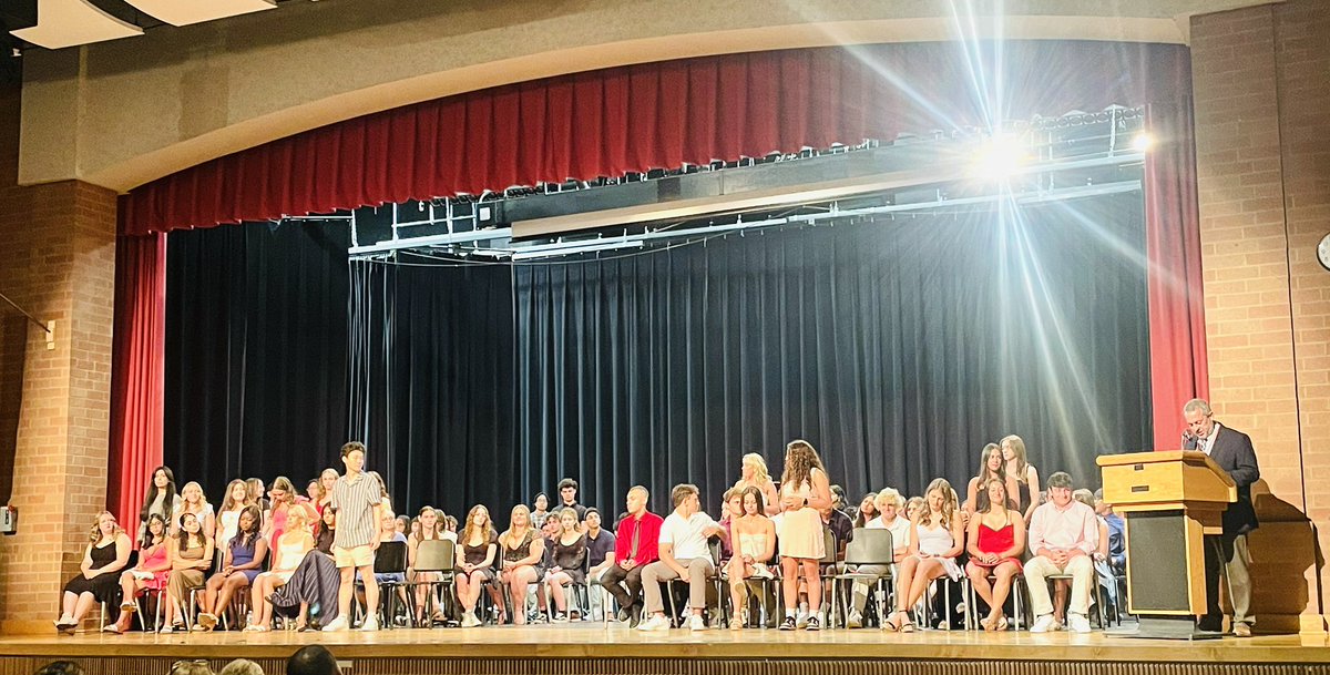 patrickjfahy's tweet photo. Proudly celebrating MOHS Seniors Scholarship Ceremony. These remarkable young leaders were honored for their academic achievement, service, and perseverance. @MOguidance @SuptMOTSD https://t.co/SvIO8wdZu8