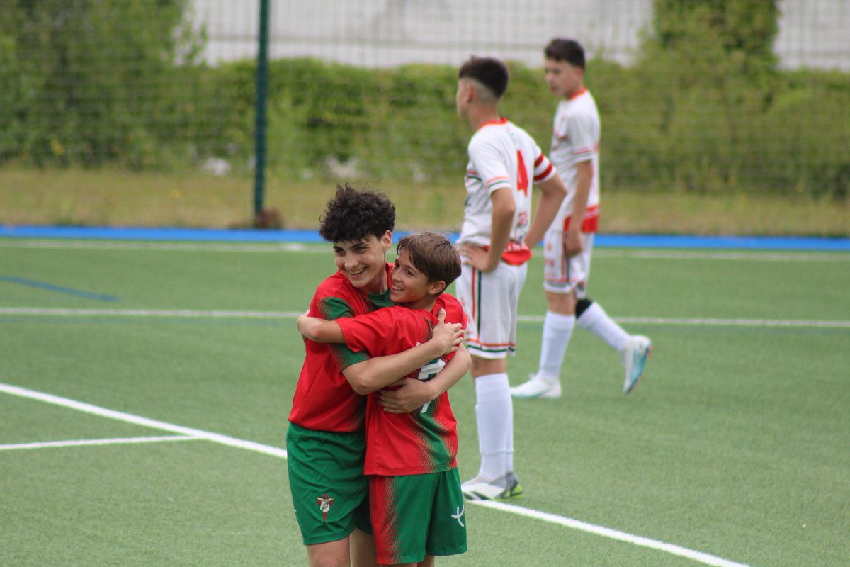 Amio_SD's tweet photo. Segunda infantil 

🔸 Amio 8 - 0 @eflalin2003 "B"

Vitoria dos nosos para pechar a tempada na cuarta posición! 

👏🏼 Parabéns a todos os xogadores e corpo técnico pola gran tempada! 

#ForzaAmio ❤️💚 https://t.co/pOrXp349Na