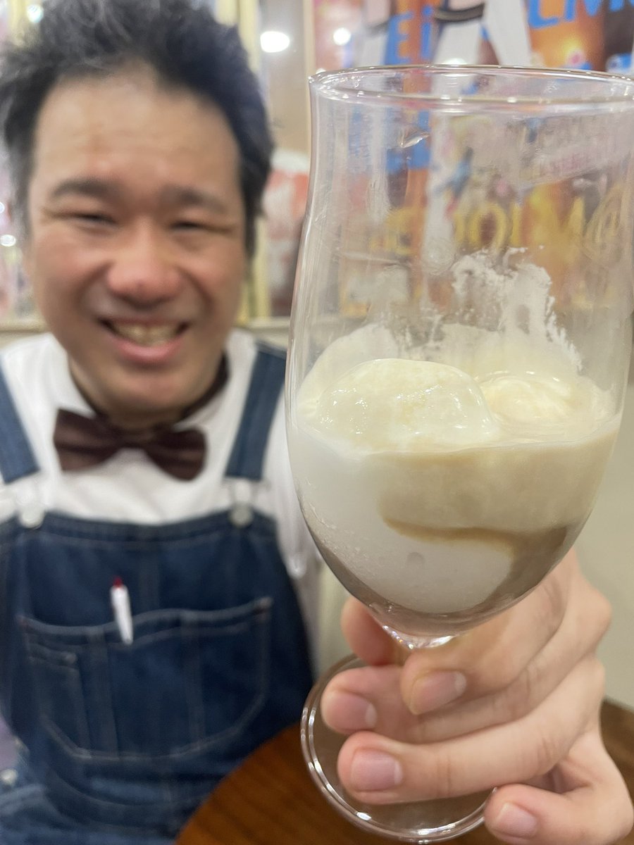 onlyplayer777's tweet photo. おはようございます😃
本日アフォガード作ります🍨
只今研究中！！
よろしくお願い致します🙇 https://t.co/rkmTt6e2yn