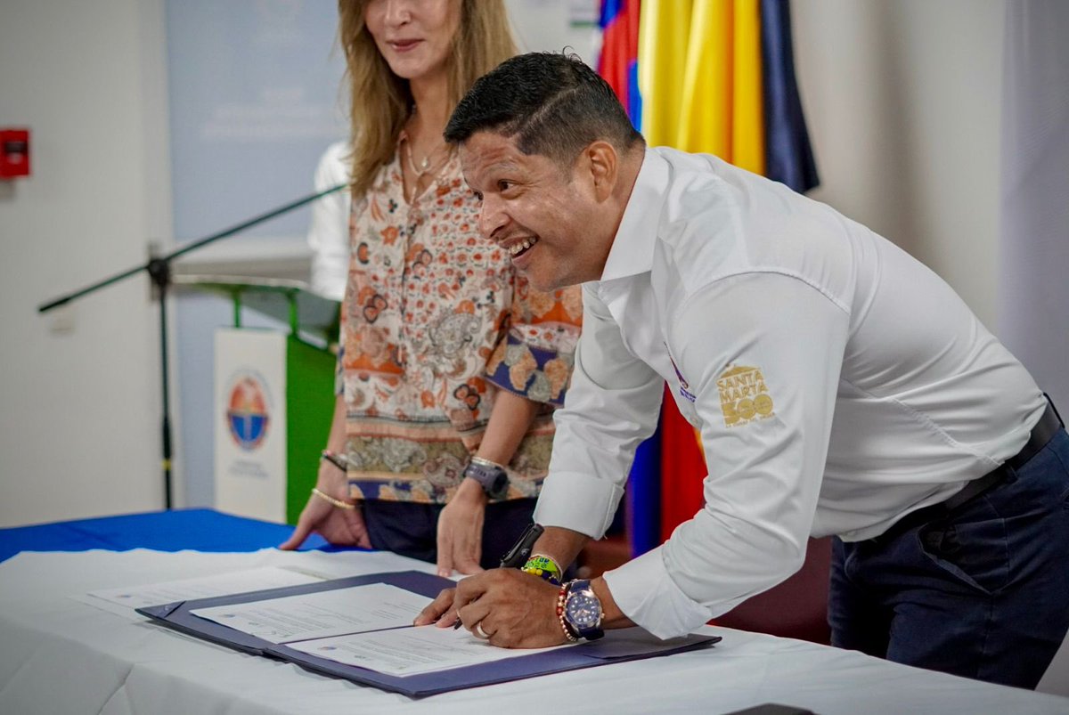 Fortalecer el territorio es sembrar sostenibilidad a largo plazo y hoy lo estamos logrando.
@unimagdalena @areandinavalledupar @idhtrade @magdalenagober @camcomerciosm <a href="/invemarcolombia/">INVEMAR</a>