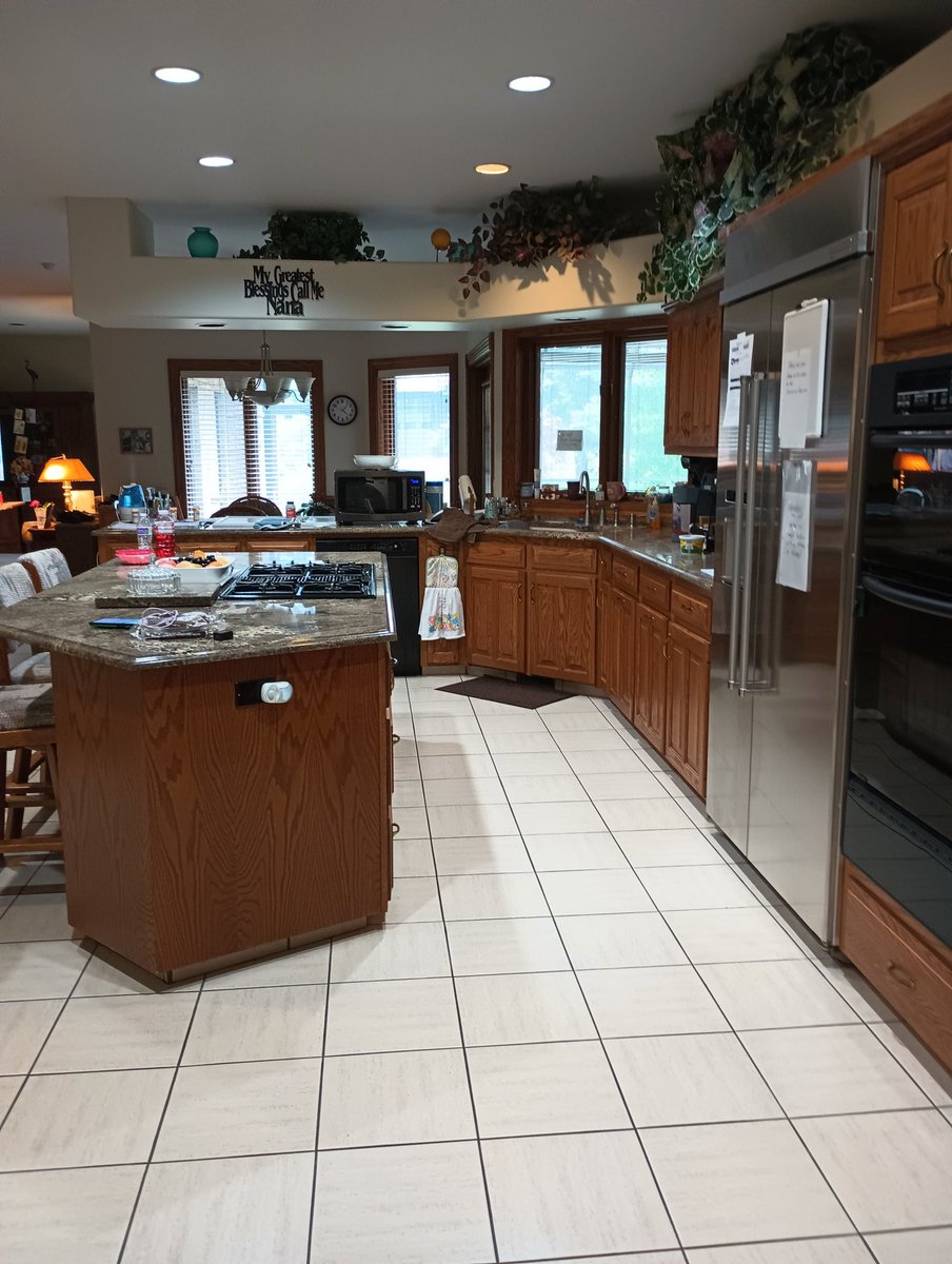 Finally finished my floors today. Makes the rooms look bigger.