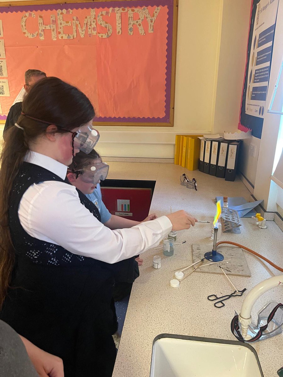 St. Mungo’s Academy Science tweet media