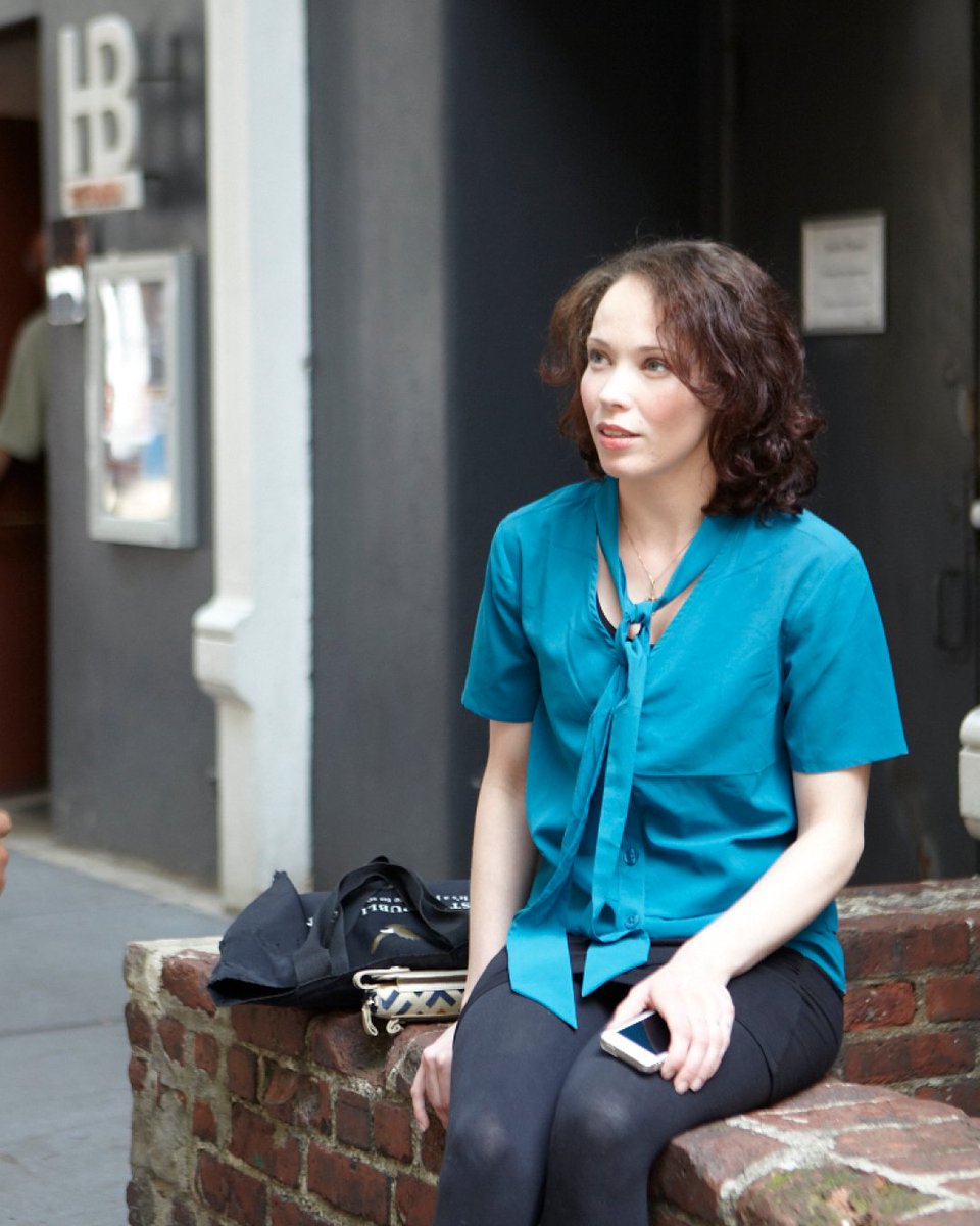 Summer term is almost here and we’re offering an amazing selection of classes, both online and in person. Study under experienced instructors in courses ranging from “Acting with the Camera” to “Acting Improvisation," and movement classes. Realize your skills as an actor at HB ☀️